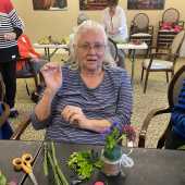 Use the arrows or slide the photo to see more