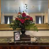 Use the arrows or slide the photo to see more