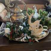 Use the arrows or slide the photo to see more