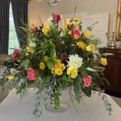 Use the arrows or slide the photo to see more